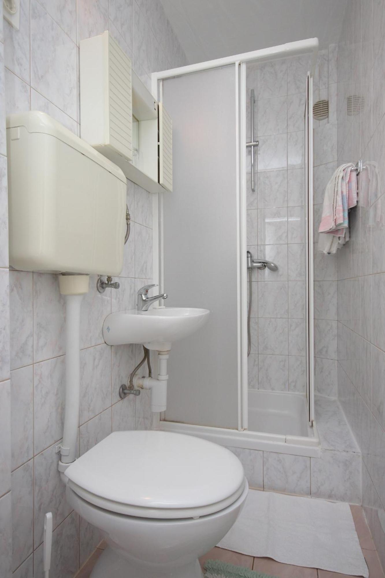 Apartments And Rooms With Parking Space Mali Losinj Exterior photo