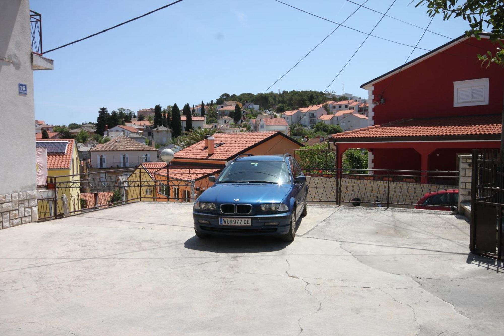 Apartments And Rooms With Parking Space Mali Losinj Exterior photo