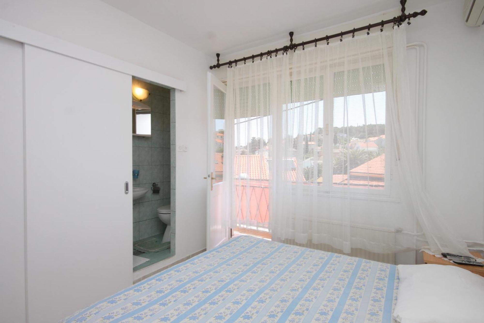 Apartments And Rooms With Parking Space Mali Losinj Room photo
