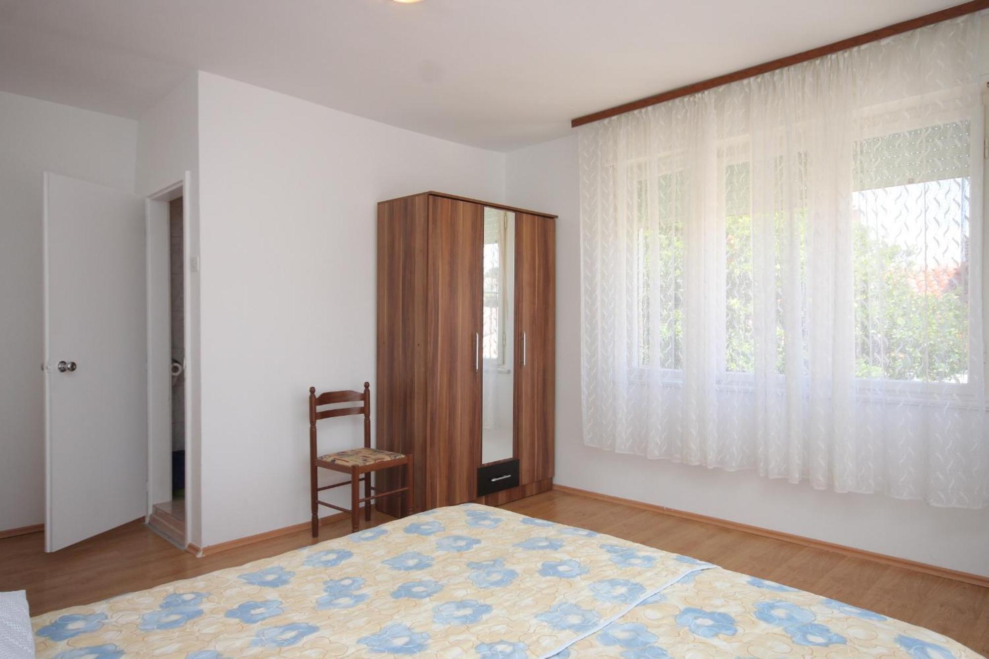 Apartments And Rooms With Parking Space Mali Losinj Room photo